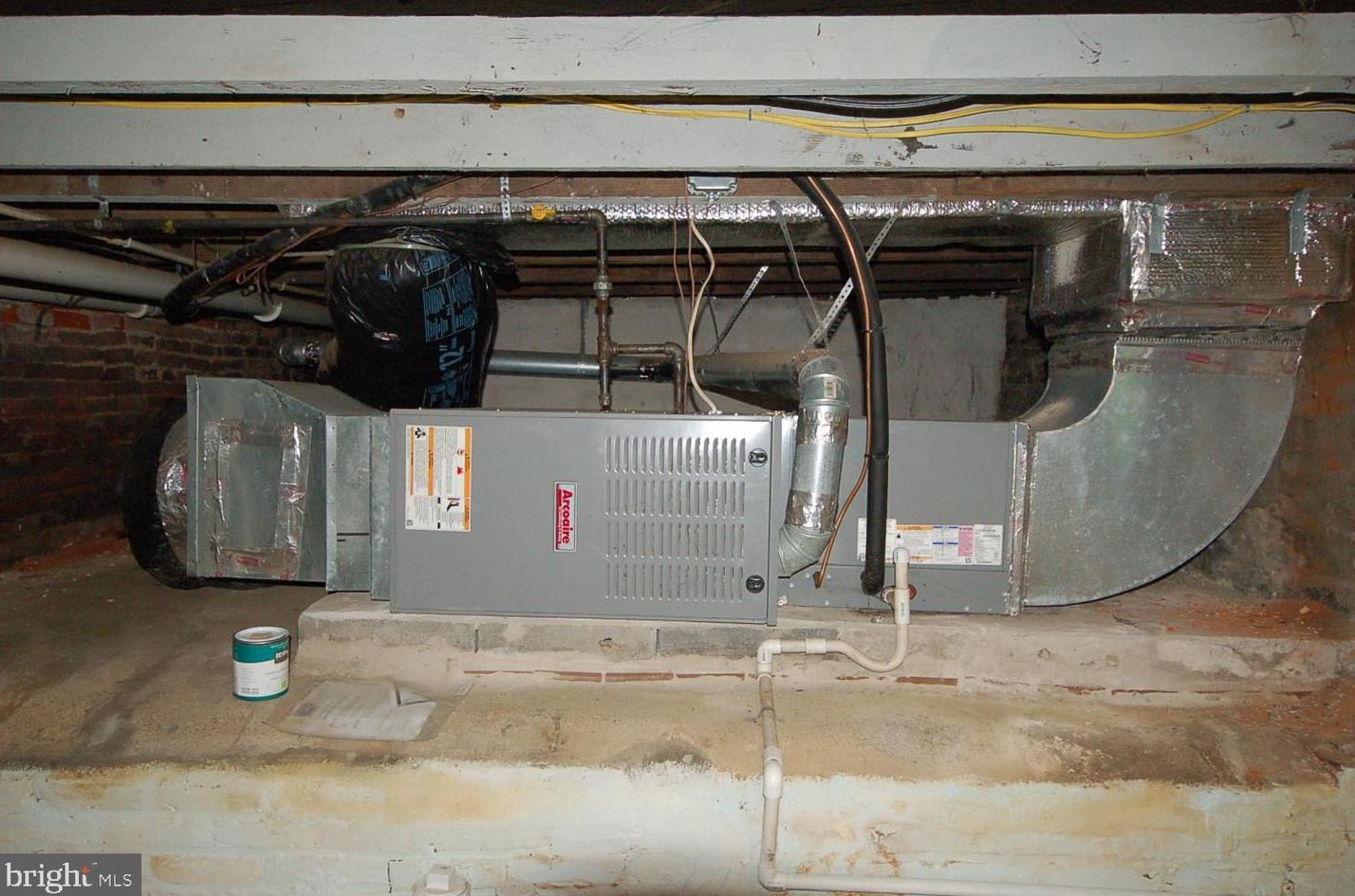 2015 Jefferson St, Baltimore MD  21205-2335 exterior