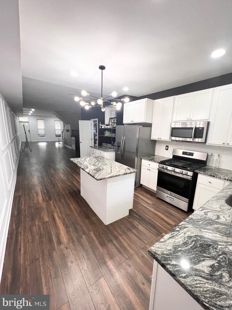 815 Chauncey Ave, Baltimore, MD 21217