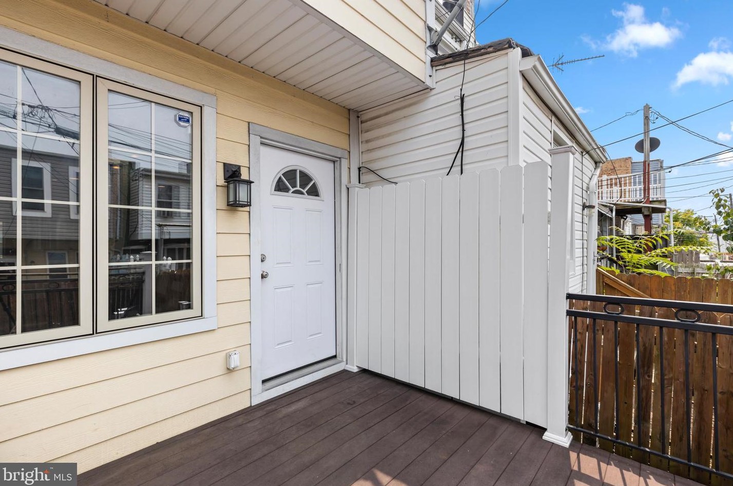 160 Curley St, Baltimore MD  21224-1331 exterior