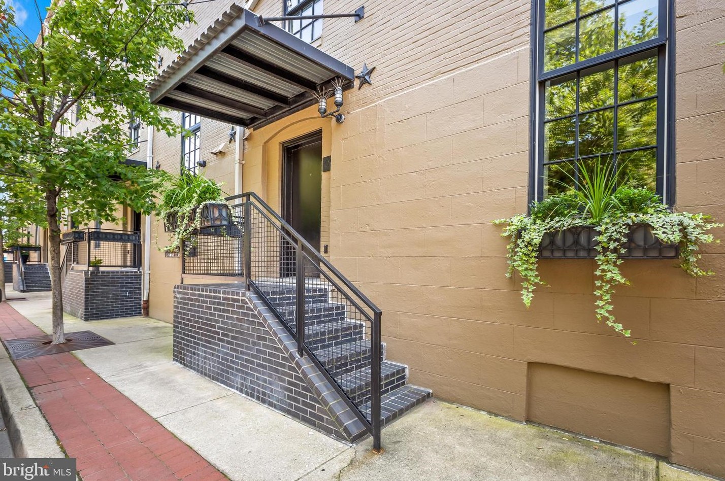 1220 Bank St, Baltimore, MD 21202-4384