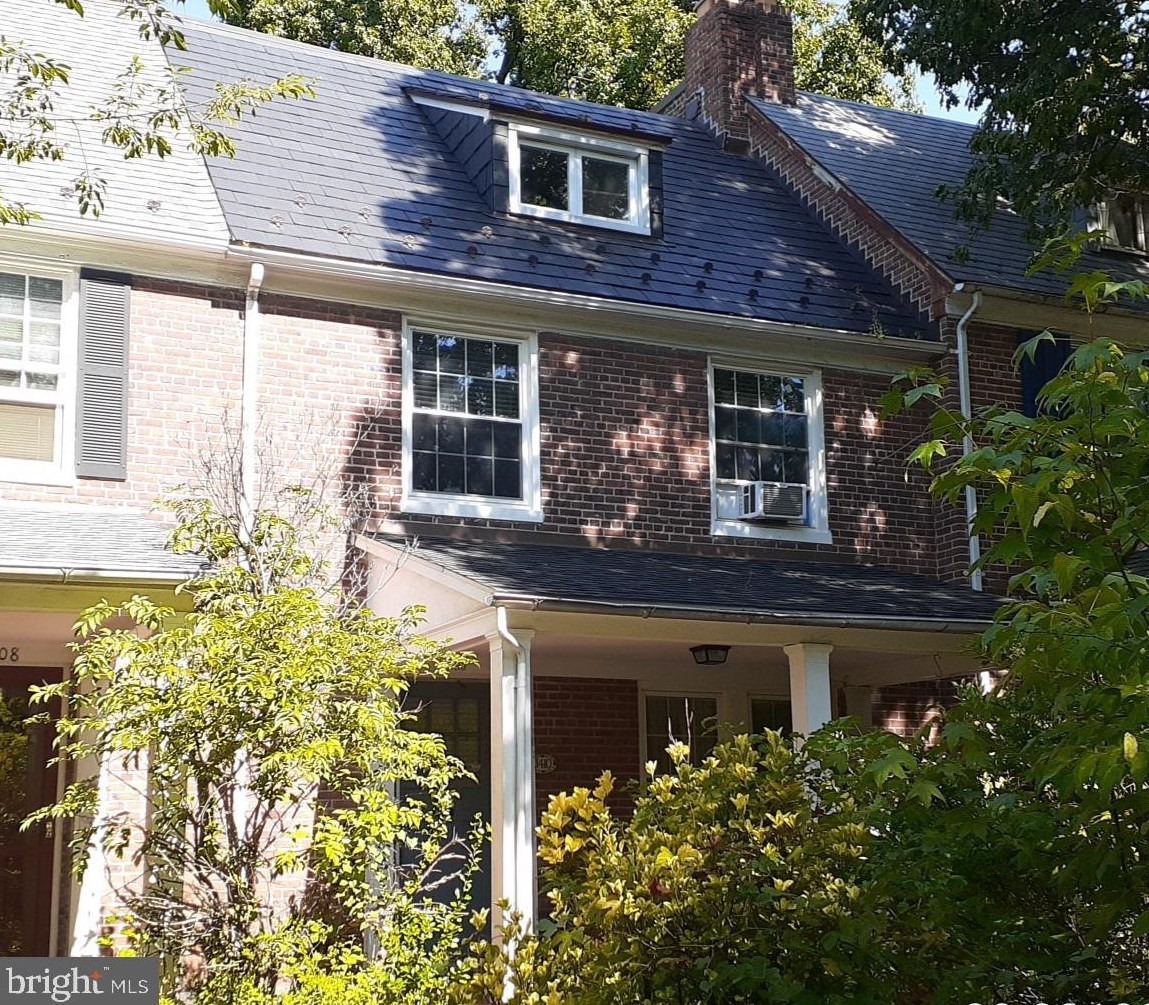 3410 Oakenshaw Pl, Baltimore, MD 21218-2805
