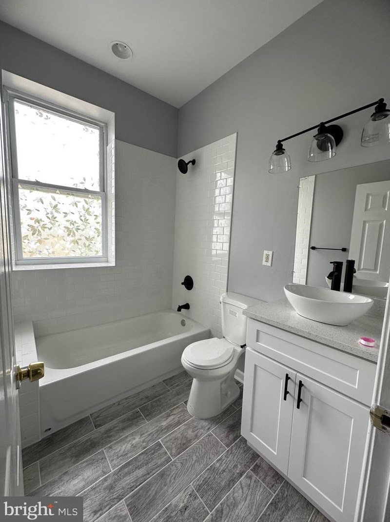 4201 Fernhill Ave, Baltimore MD  21215-4827 exterior