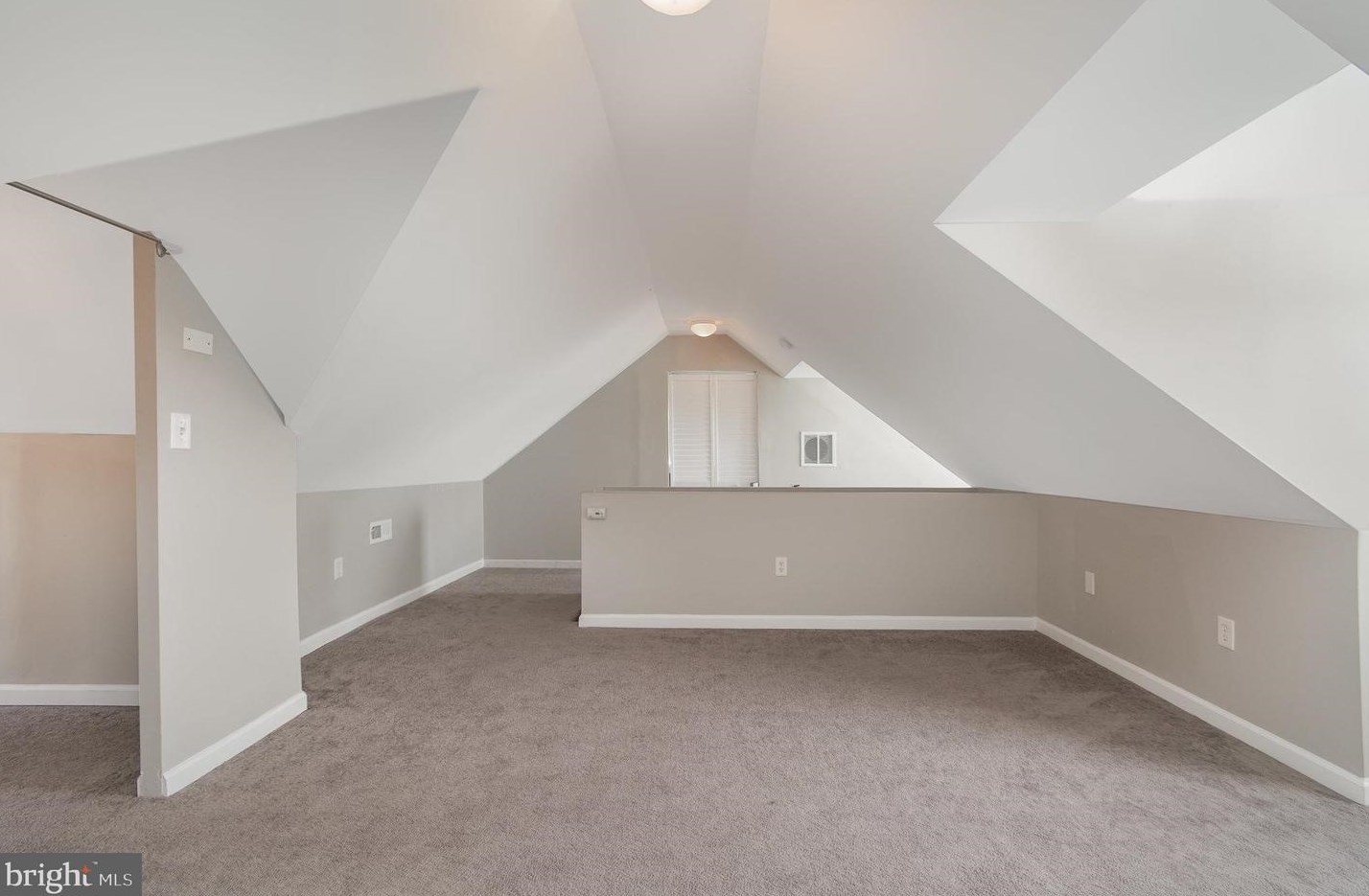 3410 Hamilton Ave, Baltimore MD  21206-3578 exterior