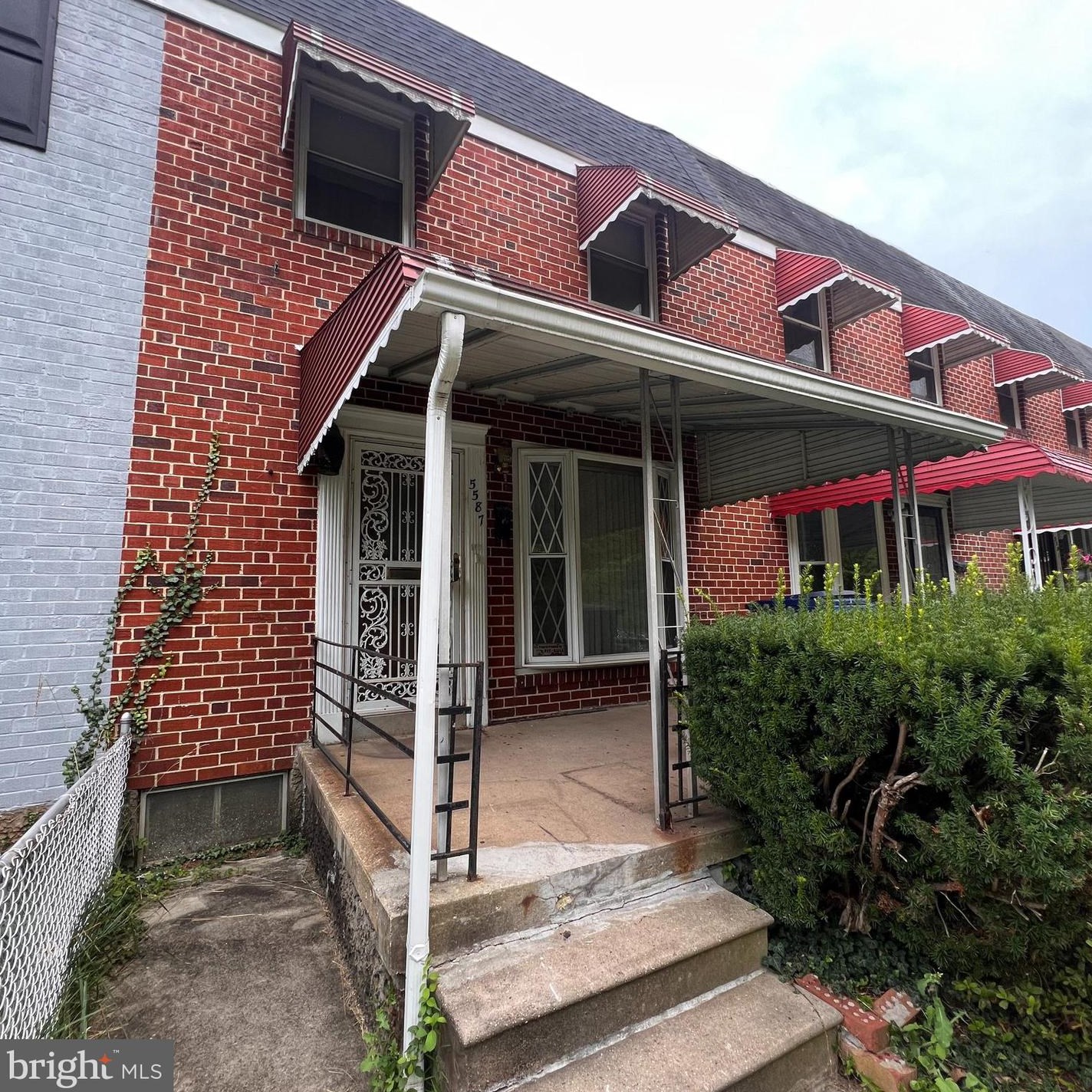 5587 Kennison Ave, Baltimore, MD 21215-4235