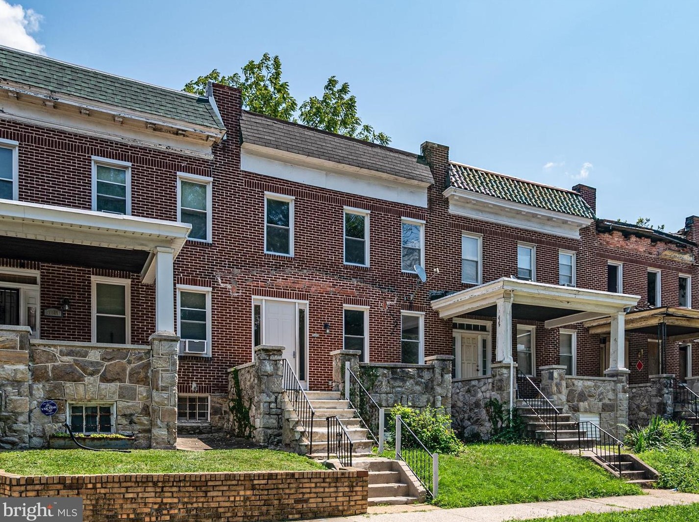 5029 Queensberry Ave, Baltimore, MD 21215-5118