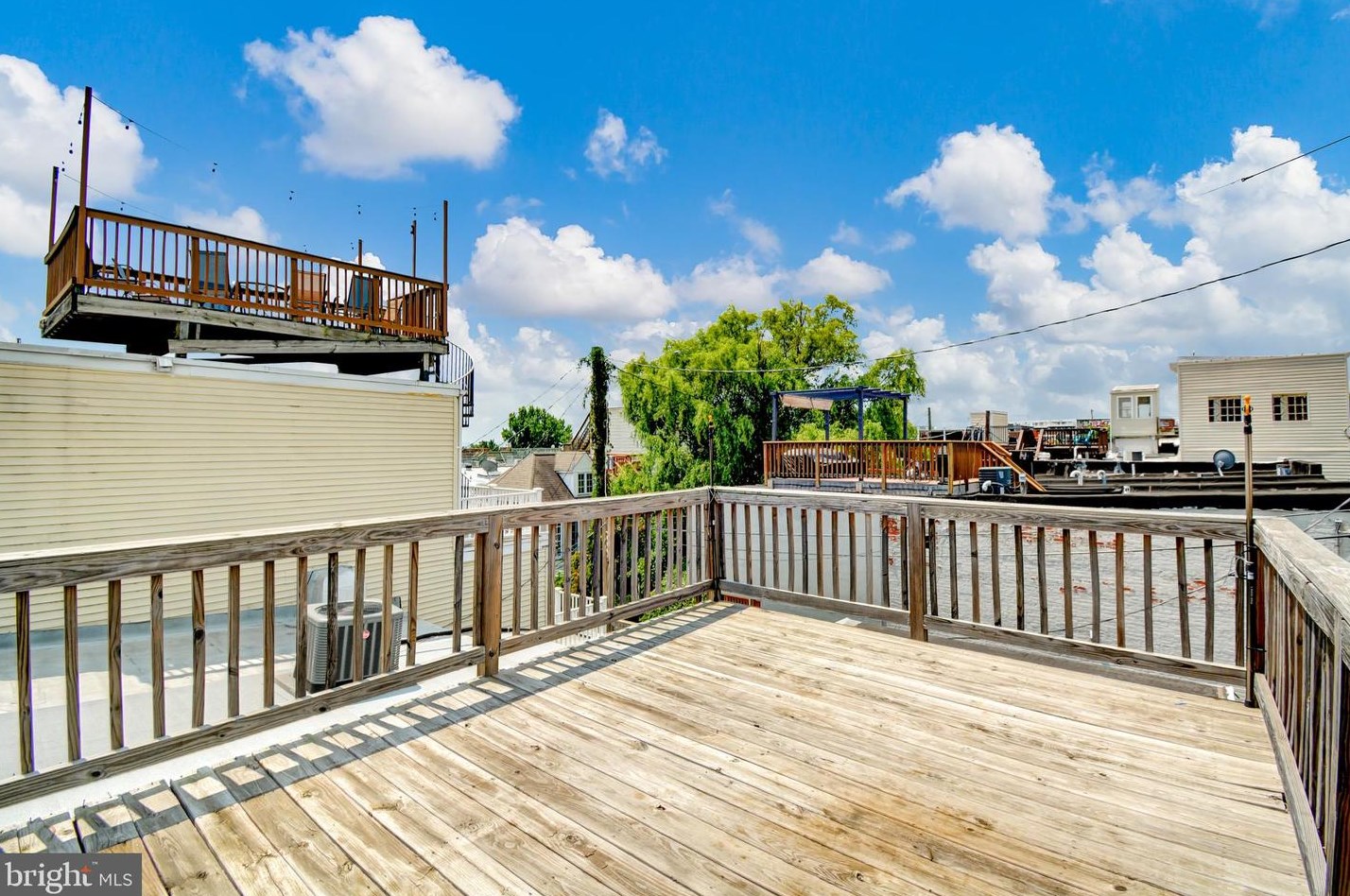 822 S Highland Ave, Baltimore, MD 21224