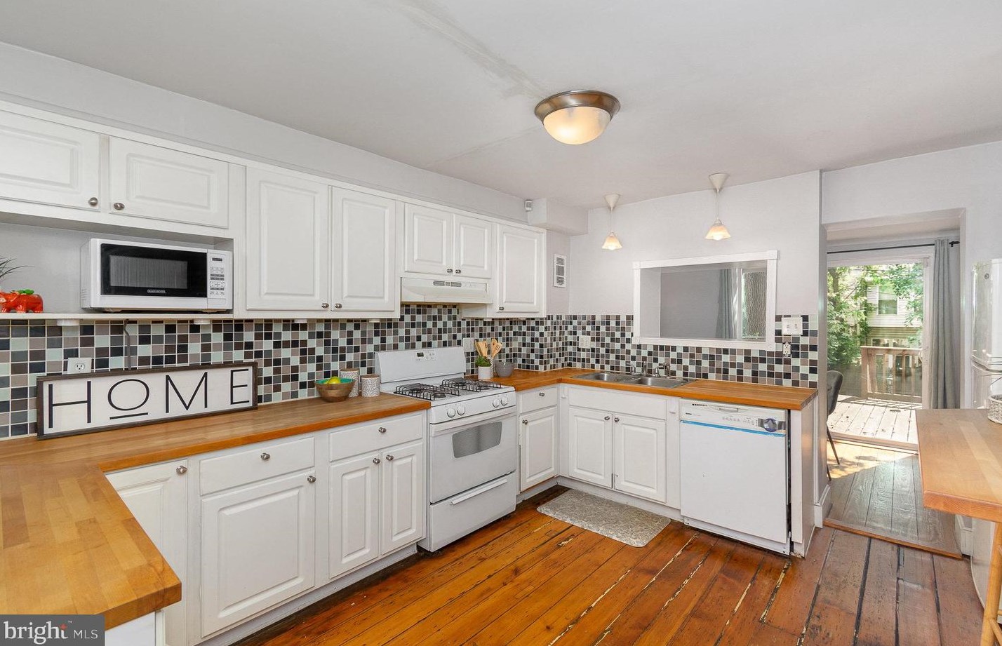 913 Mchenry St, Baltimore MD 21223-2901 exterior