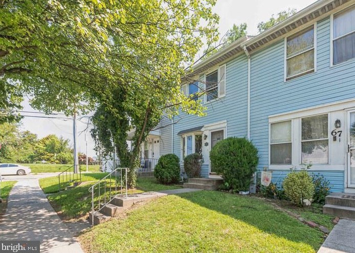 69 Cobber Ln, Baltimore, MD 21229-2854