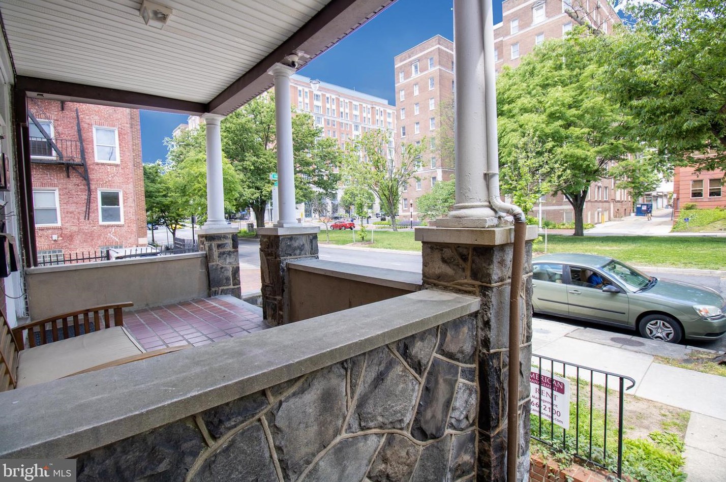 101 E 33rd St #2, Baltimore, MD 21218