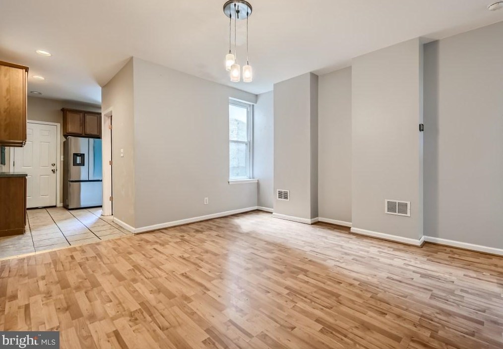 2705 Barclay St, Baltimore MD 21218-4707 exterior