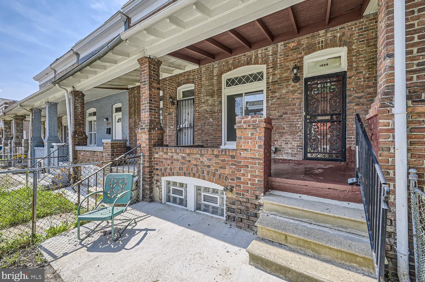 1635 Montpelier St, Baltimore, MD 21218