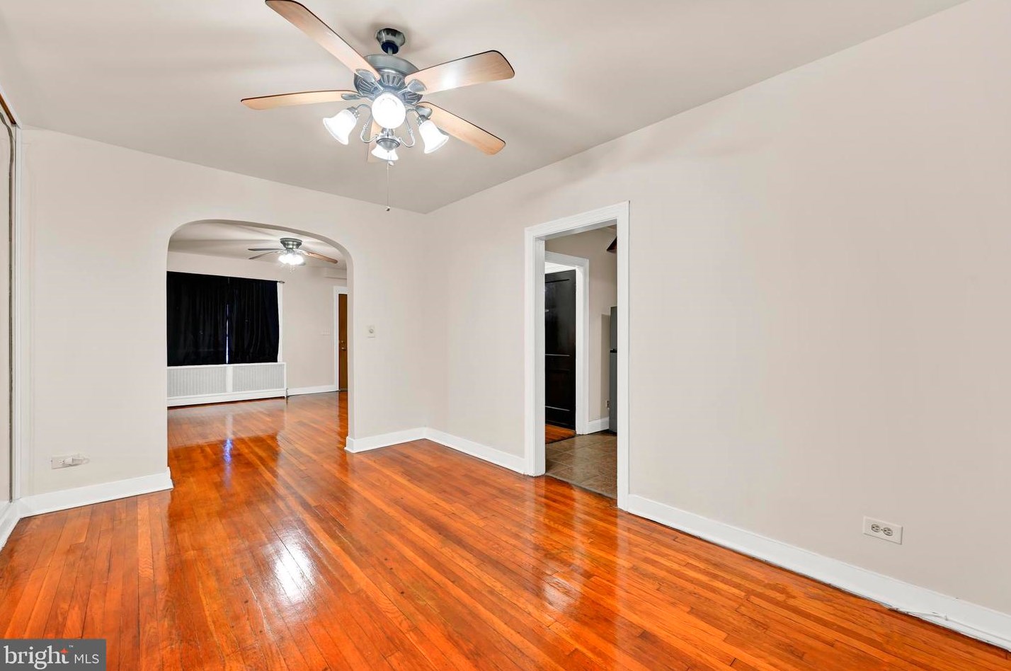 13 Kossuth St, Baltimore MD  21229-3752 exterior