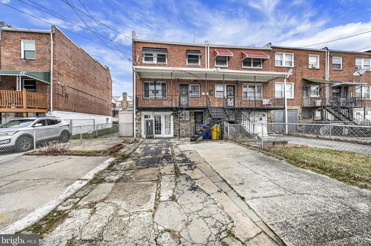 13 Kossuth St, Baltimore MD  21229-3752 exterior