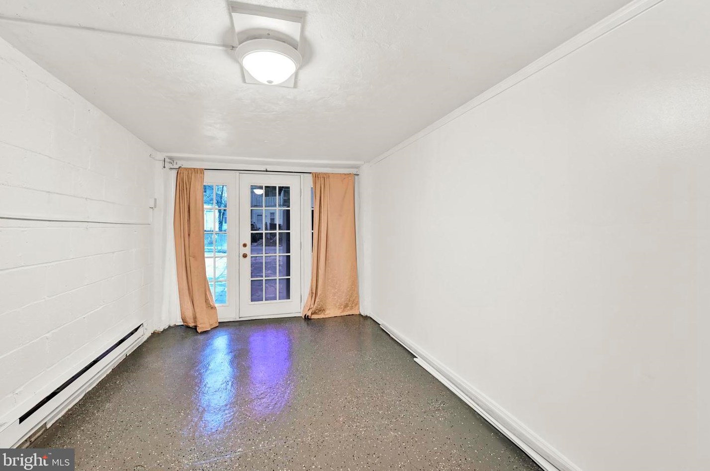 13 Kossuth St, Baltimore MD  21229-3752 exterior