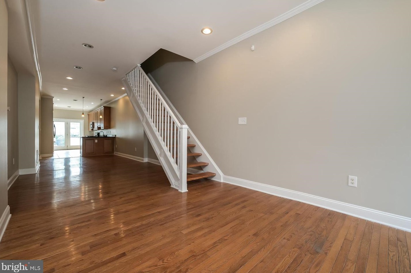 912 S Decker Ave, Baltimore, MD 21224