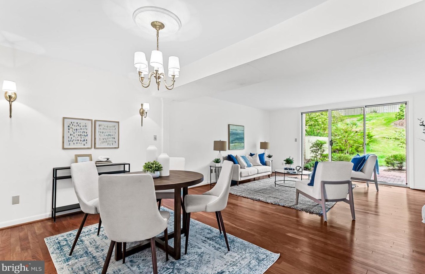 4 Palmer Grn Ct, Baltimore MD 21210-1502 exterior