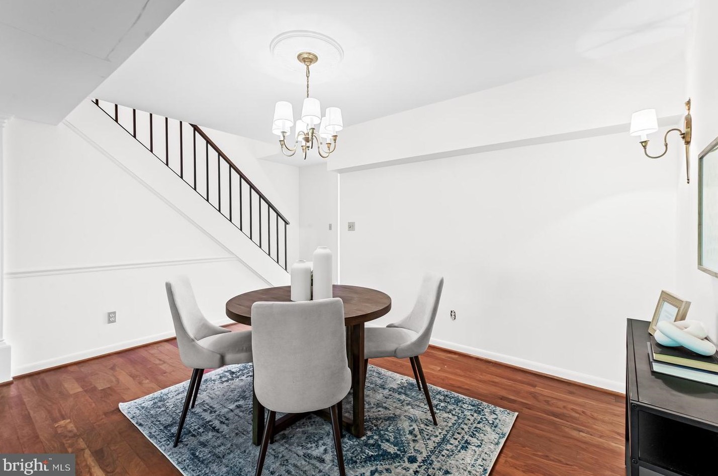 4 Palmer Grn Ct, Baltimore MD 21210-1502 exterior