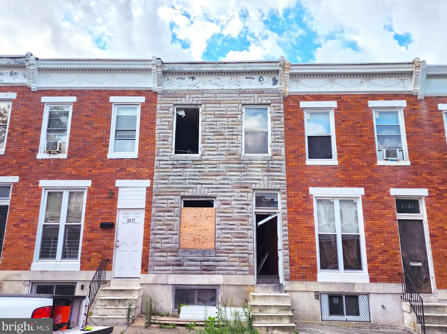 2219 Fayette St, Baltimore, MD 21231-1319