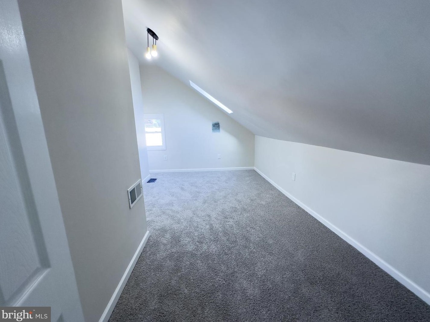 539 Pontiac Ave, Baltimore MD  21225-2002 exterior