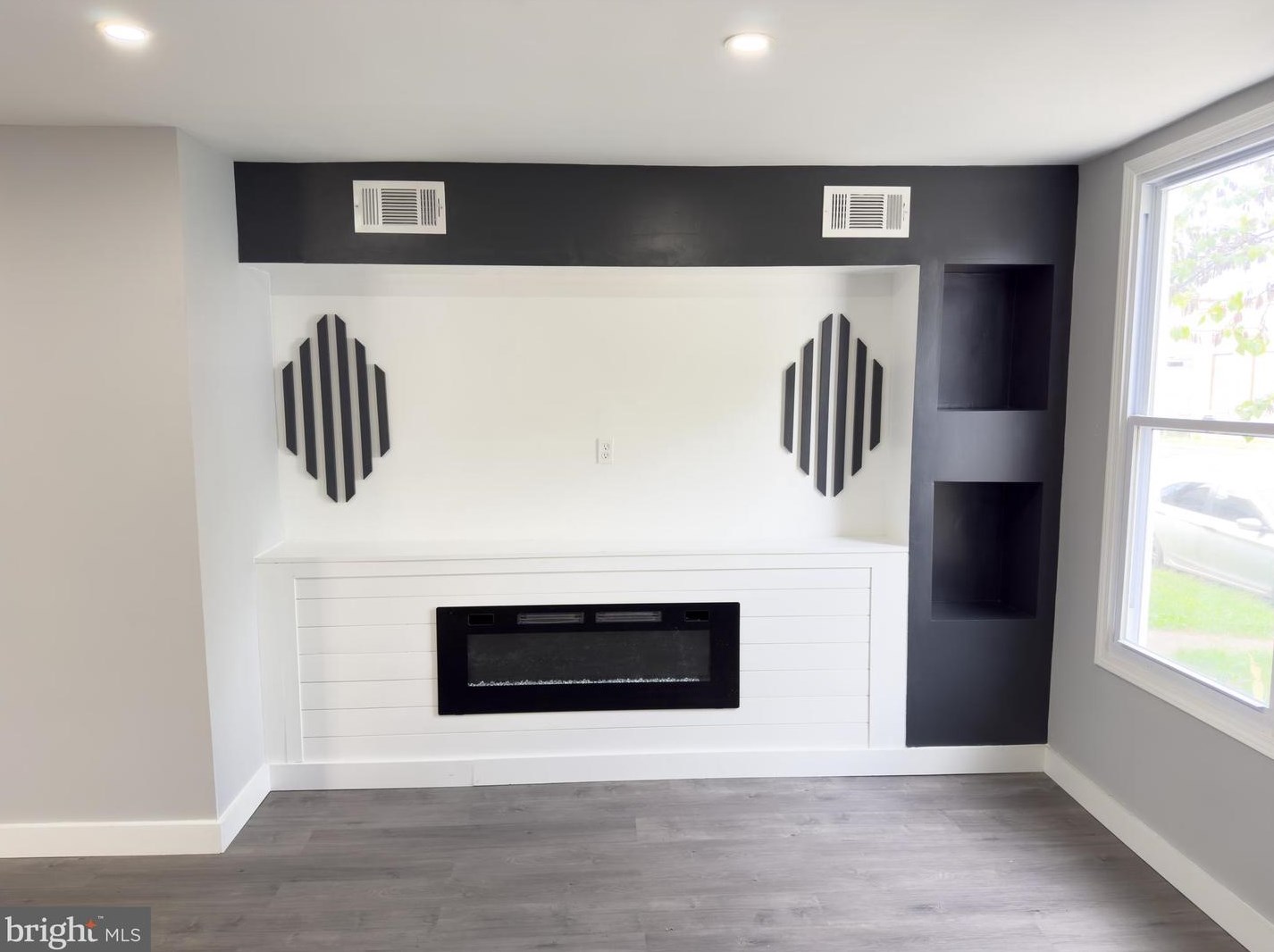 539 Pontiac Ave, Baltimore MD  21225-2002 exterior