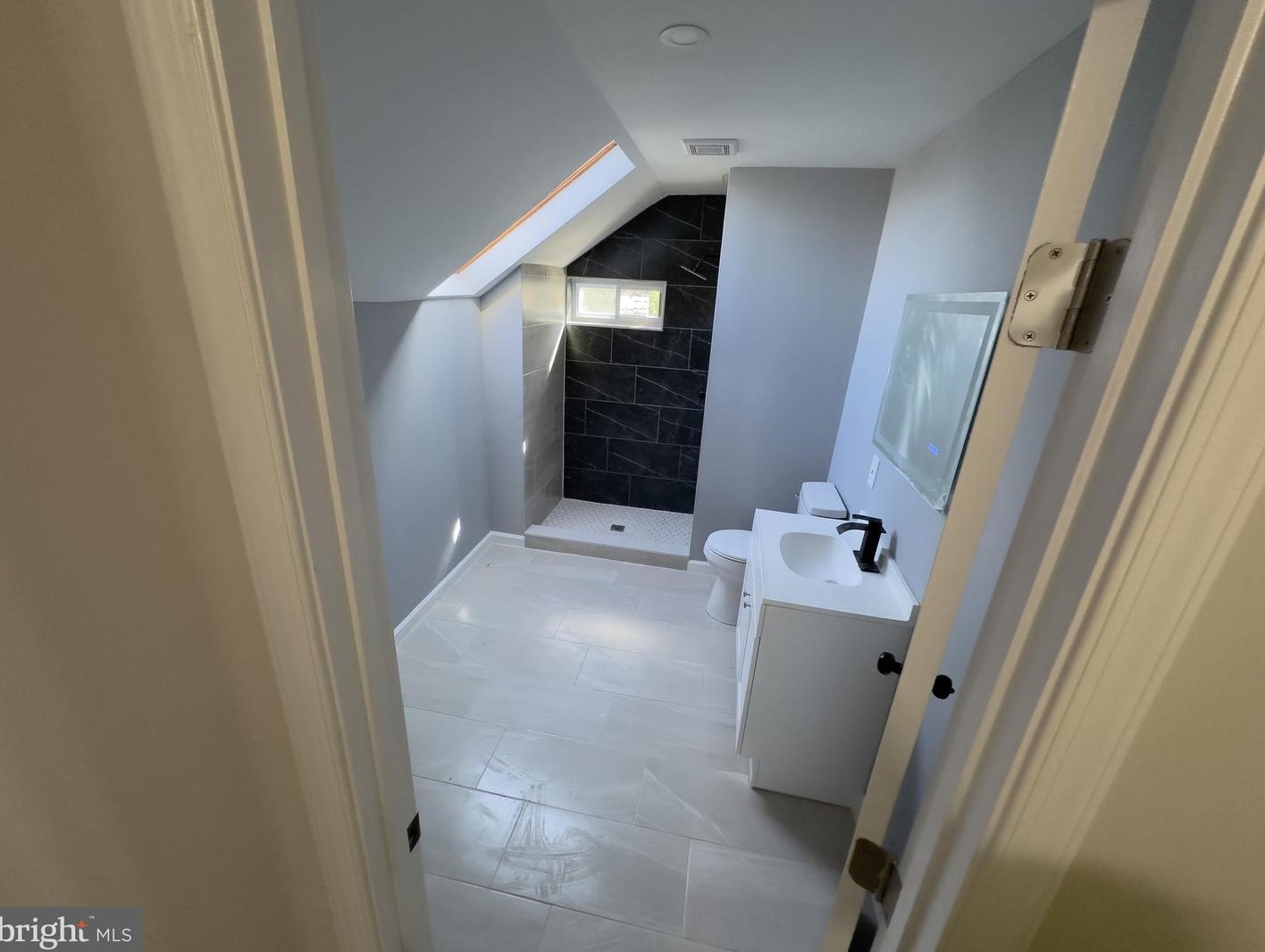 539 Pontiac Ave, Baltimore MD  21225-2002 exterior