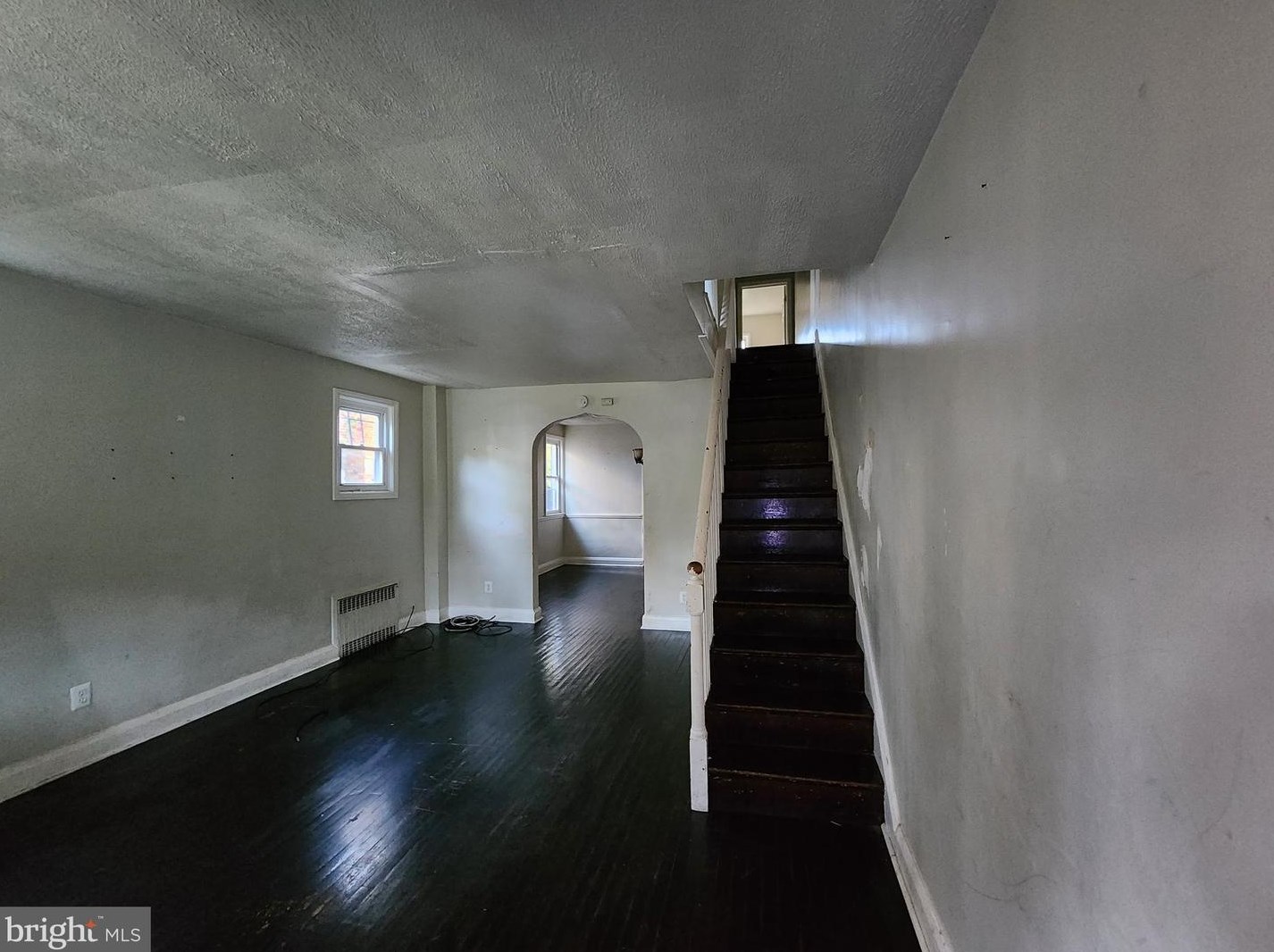 3942 Belvieu Ave, Baltimore, MD 21215-5672