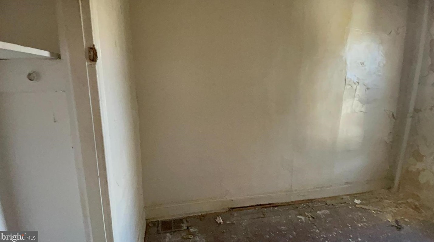 1737 Carey St, Baltimore MD  21217-1715 exterior