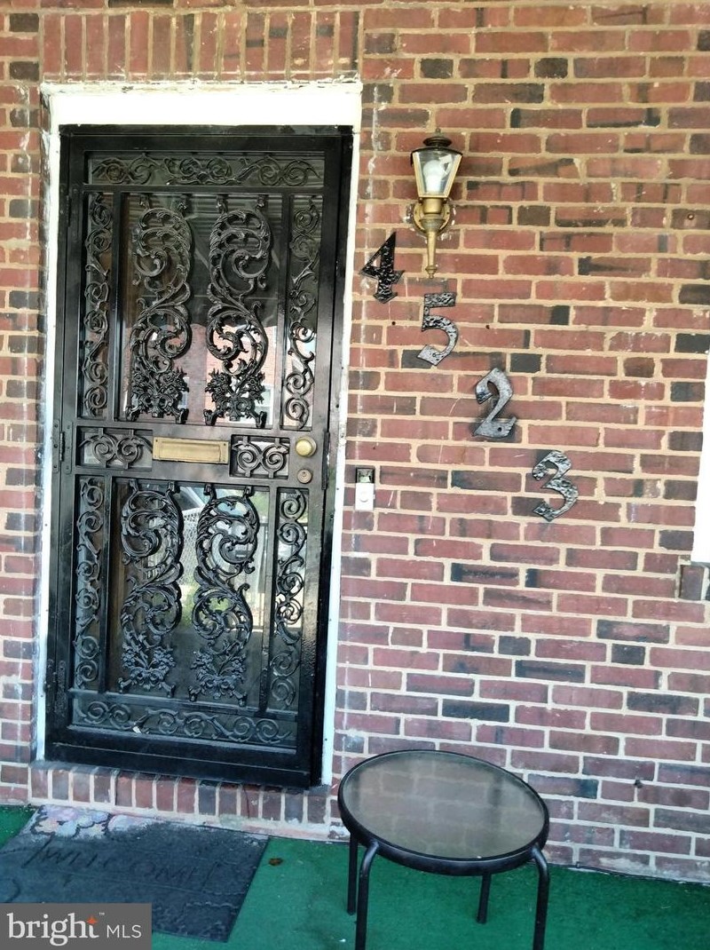 4523 Homer Ave, Baltimore, MD 21215-6302
