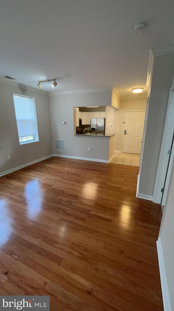 23 Pierside Dr Apt 202, Baltimore, MD 21230