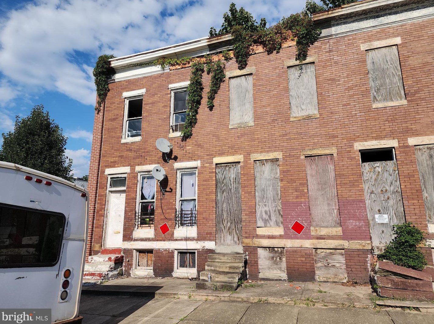 1117 Appleton St, Baltimore, MD 21217-1104