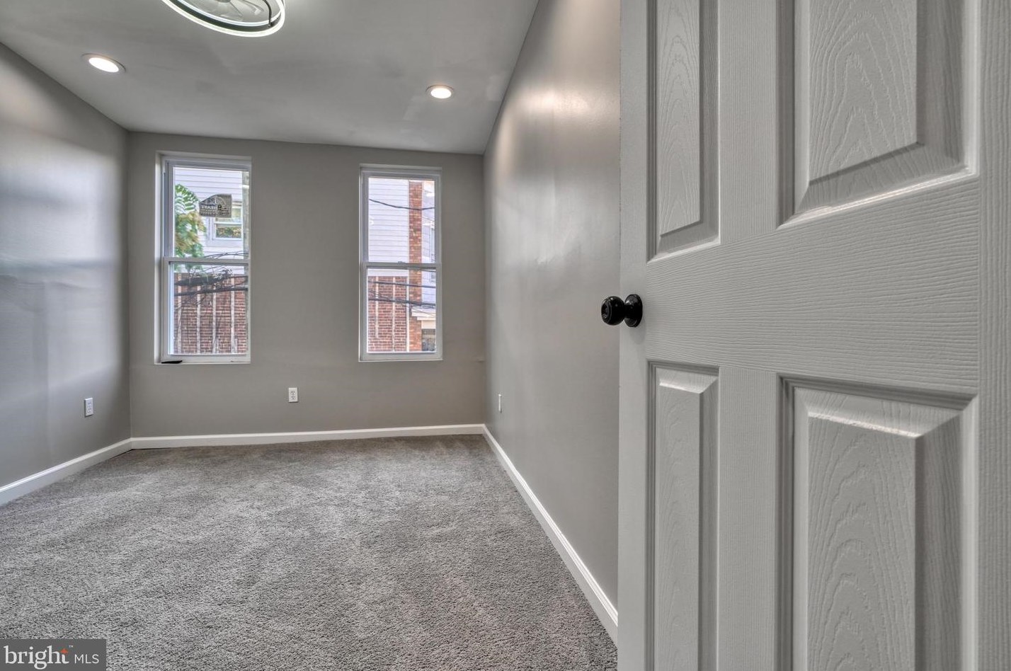 1744 Moreland Ave, Baltimore MD  21216-3707 exterior