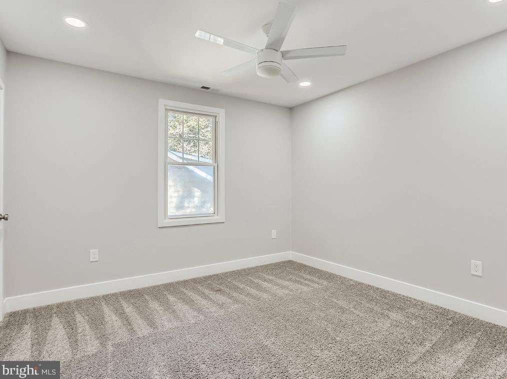 6204 Everall Ave, Baltimore MD  21206-1903 exterior