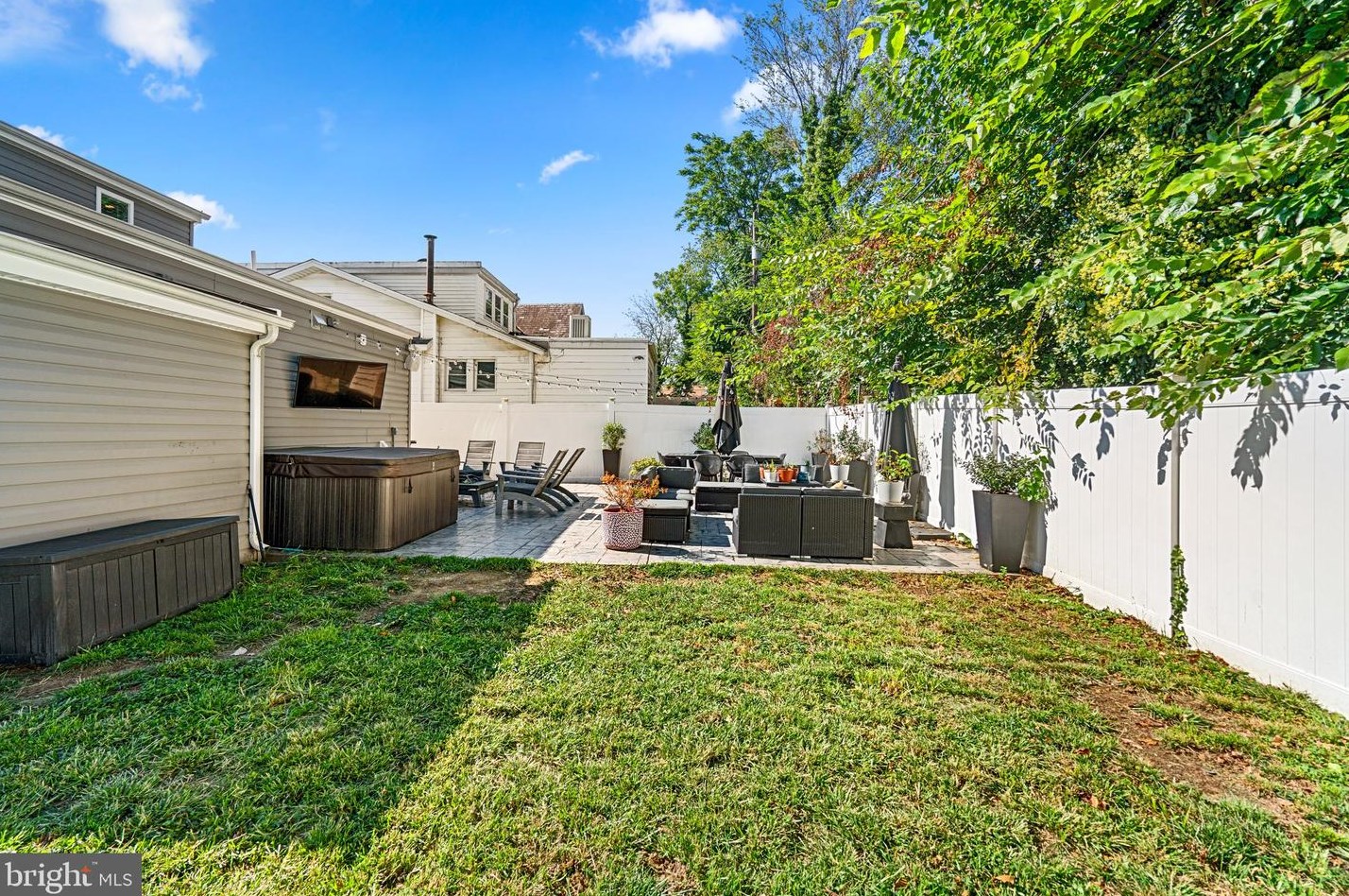 4406 Clydesdale Ave, Baltimore MD  21211-1207 exterior