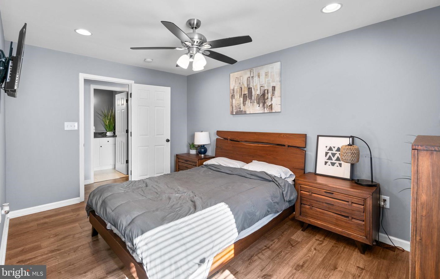 4406 Clydesdale Ave, Baltimore MD  21211-1207 exterior