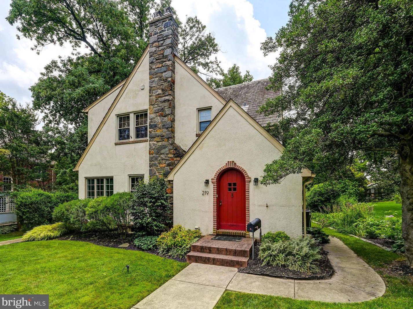 219 Gittings Ave, Baltimore, MD 21212-2507