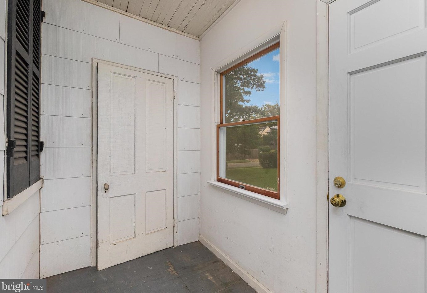 2701 Whitney Ave, Baltimore MD 21215-4026 exterior