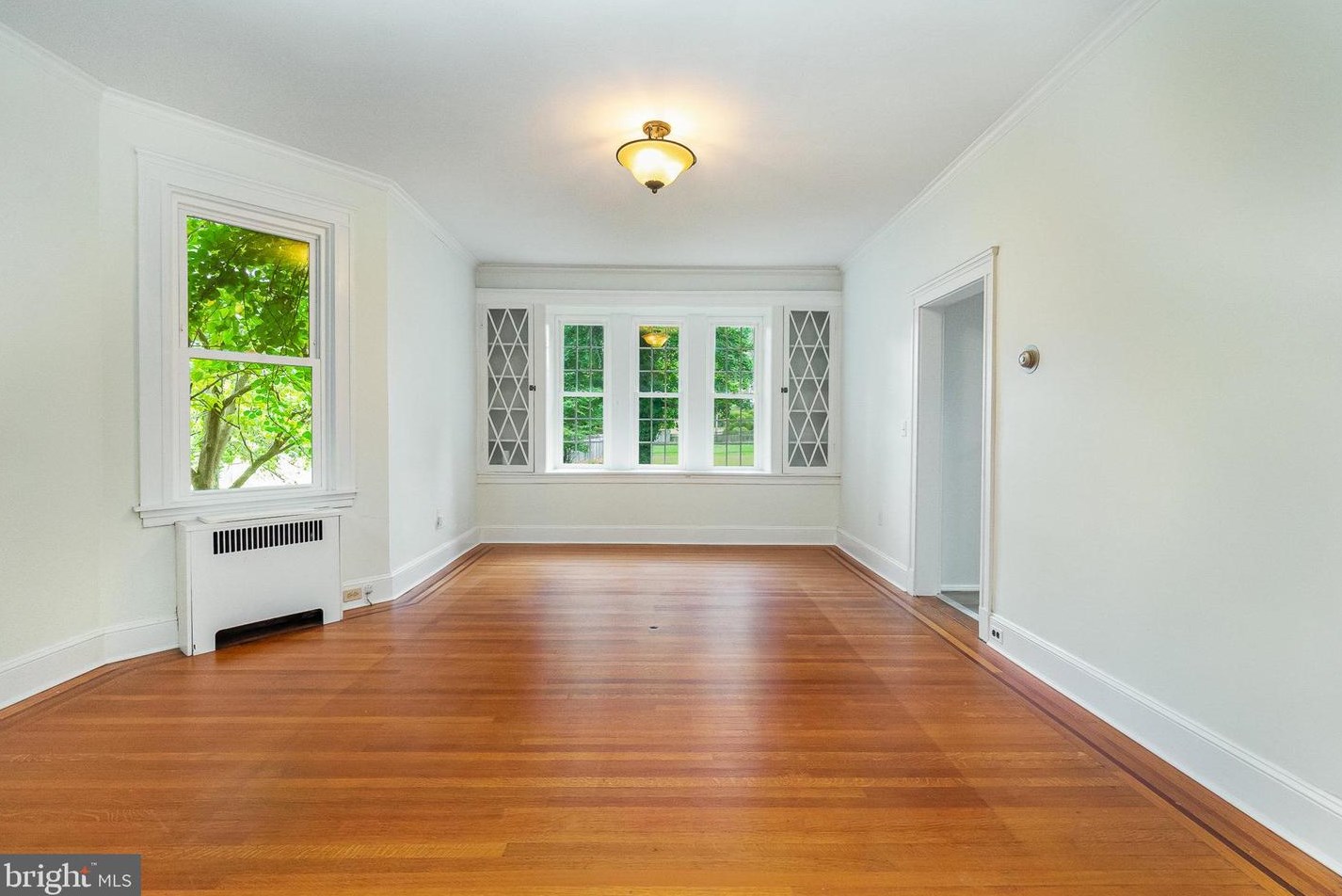 2701 Whitney Ave, Baltimore MD 21215-4026 exterior