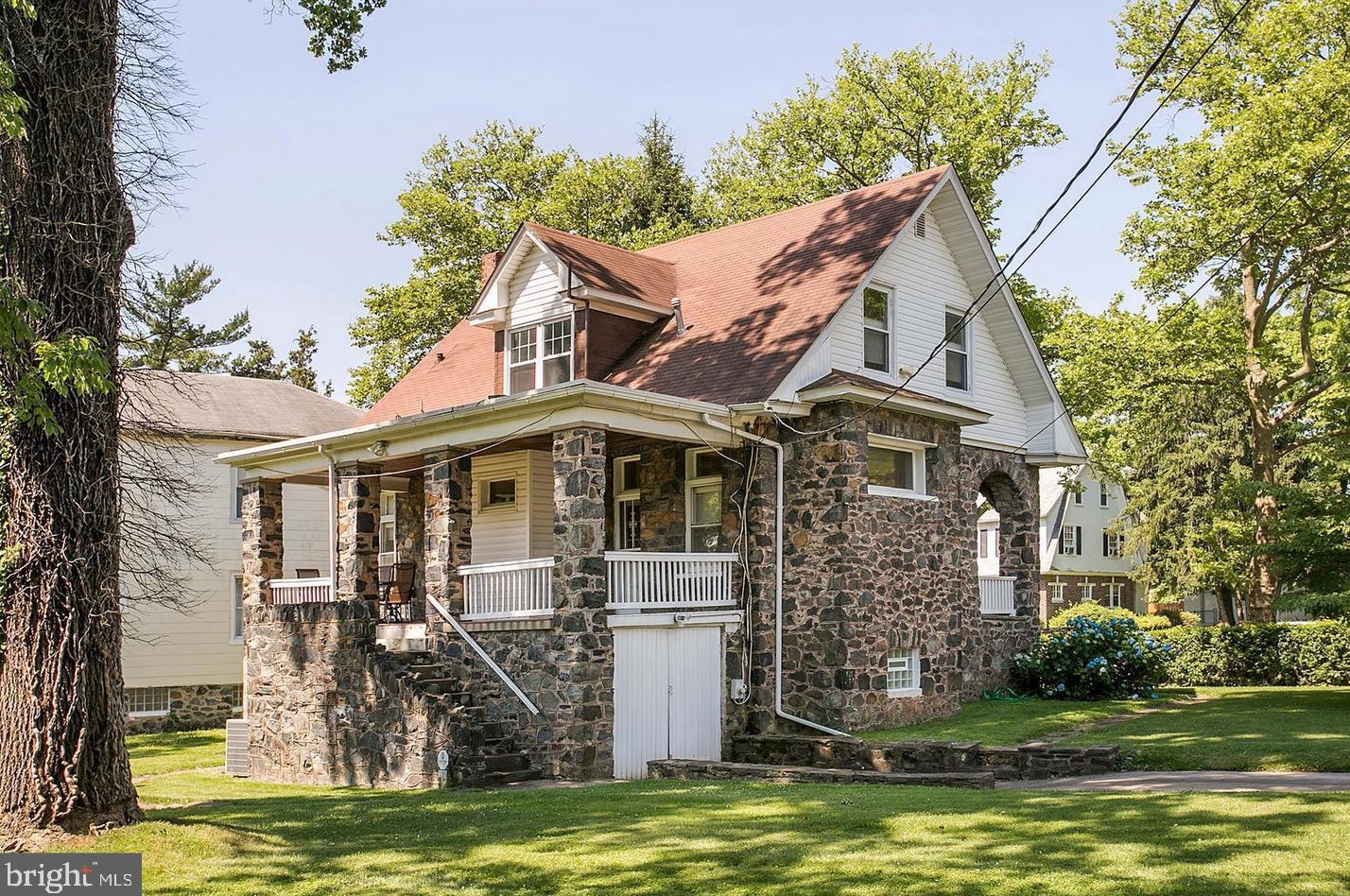 3205 Howard Park Ave, Baltimore MD 21207-6741 exterior