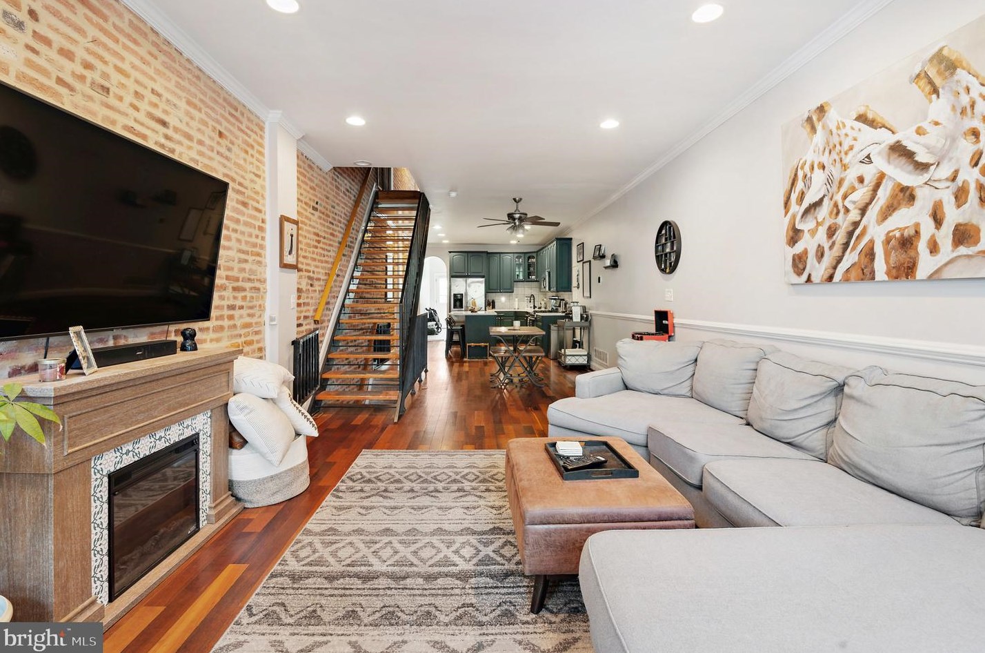 32 Kenwood Ave, Baltimore MD  21224-1241 exterior