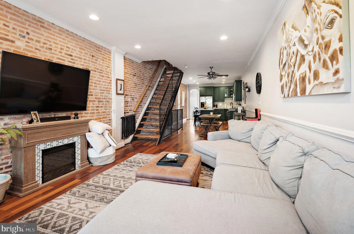 32 Kenwood Ave, Baltimore MD  21224-1241 exterior