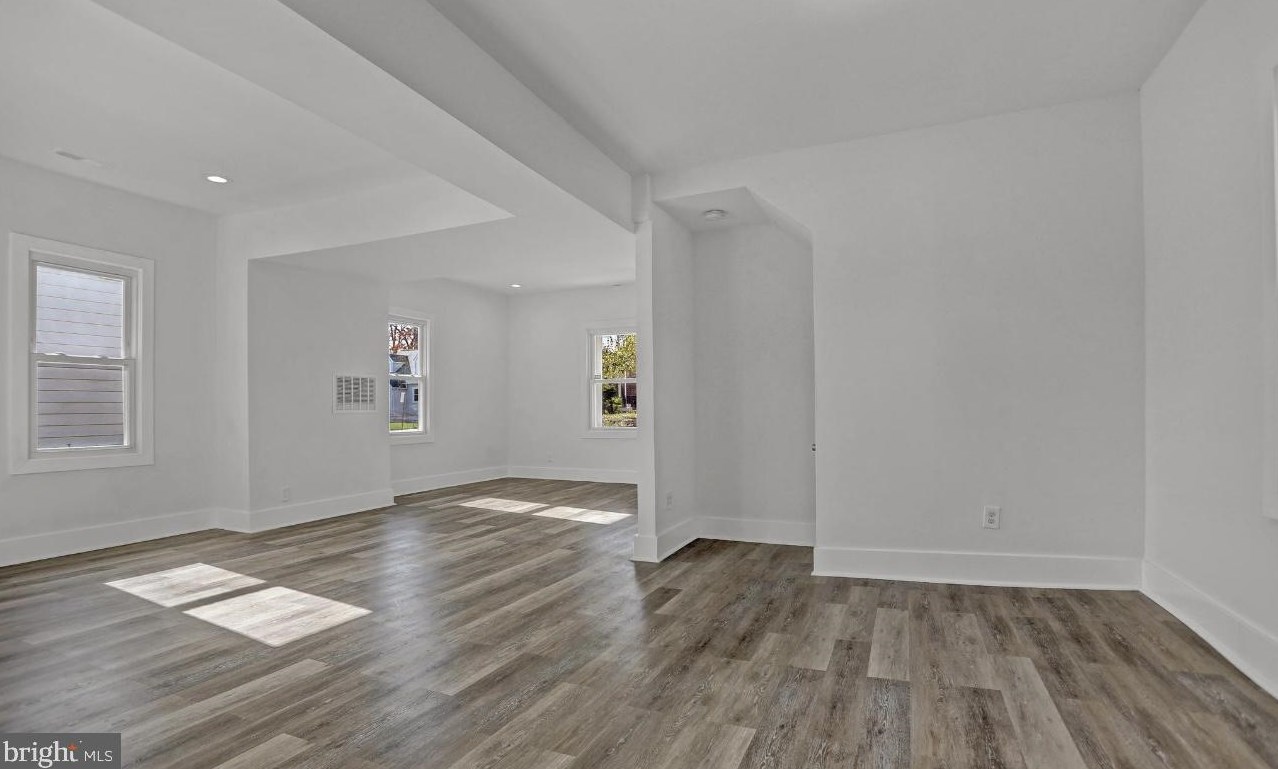 5303 Midwood Ave, Baltimore MD  21212-4304 exterior