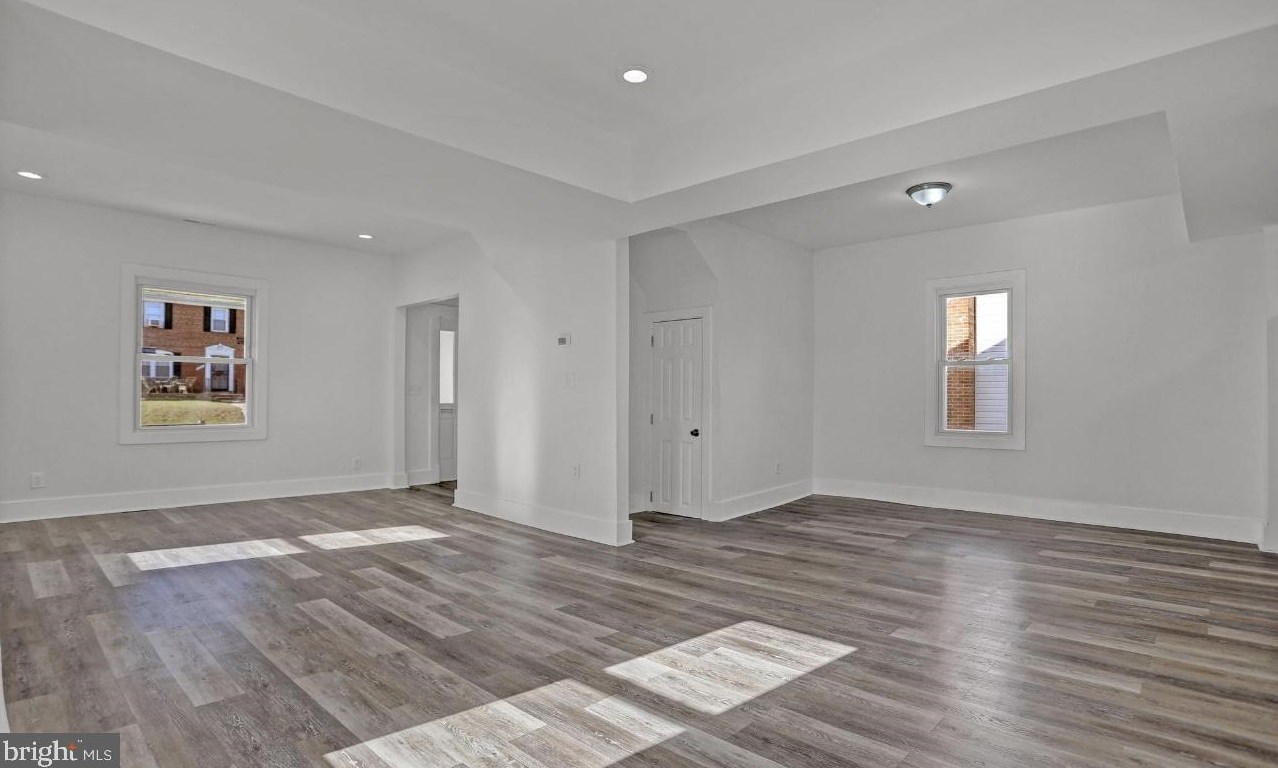 5303 Midwood Ave, Baltimore MD  21212-4304 exterior