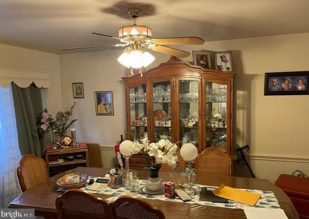 1912 Burnwood Rd, Baltimore, MD 21239-3705