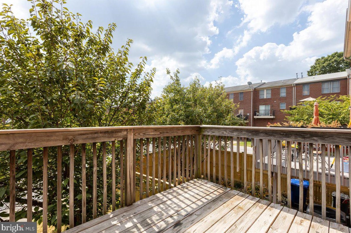 213 Presstman St, Baltimore MD  21217-4358 exterior