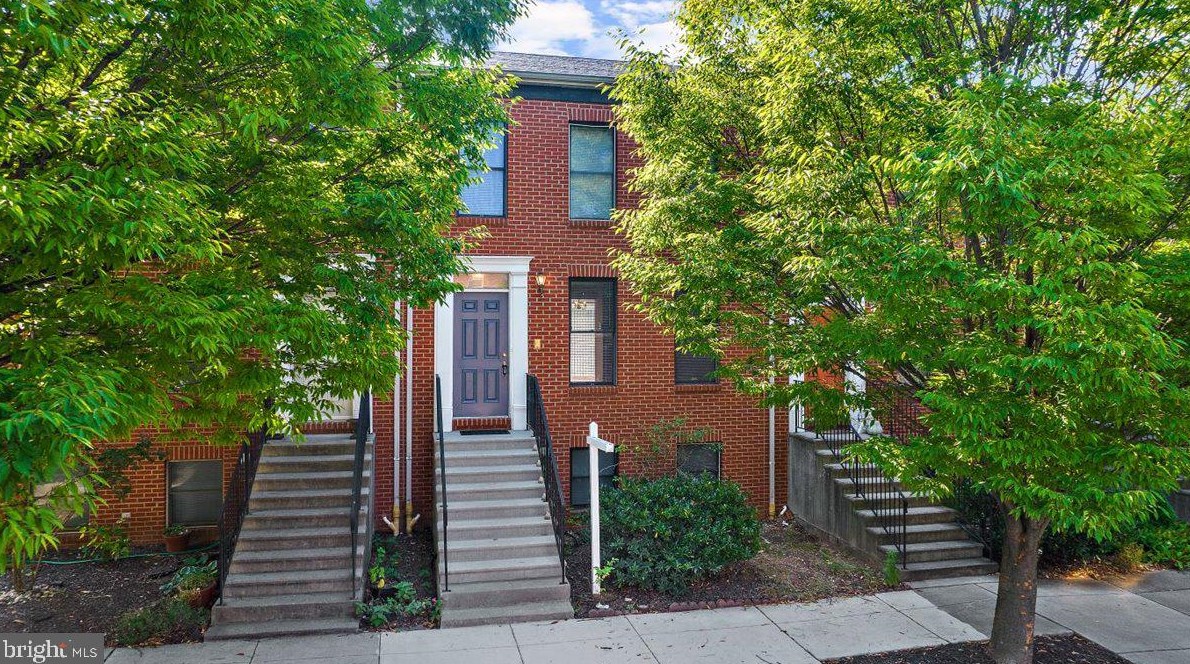 213 Presstman St, Baltimore MD  21217-4358 exterior