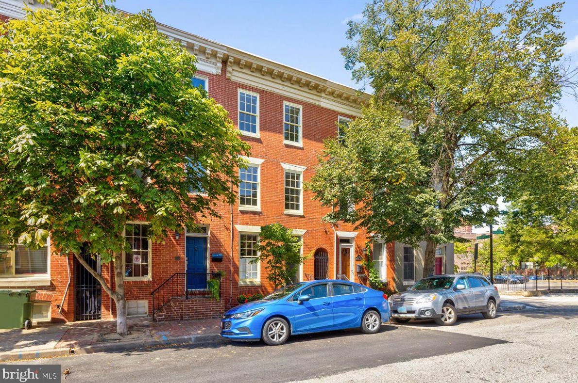 1022 Riverside Ave, Baltimore, MD 21230-4150