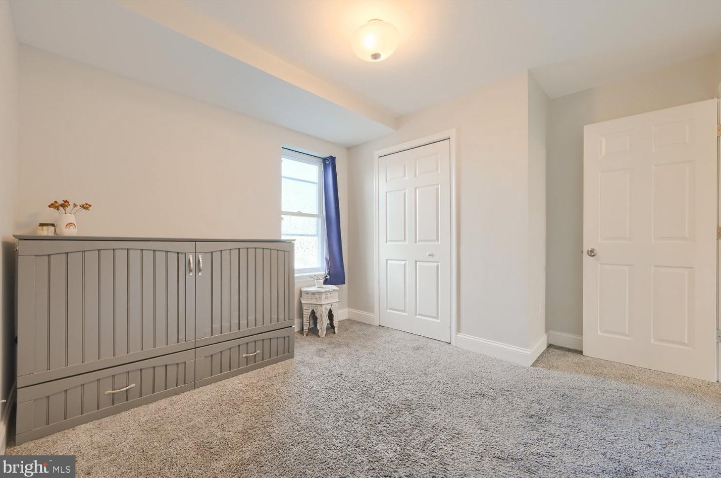 1927 Guilford Ave, Baltimore MD  21218-6139 exterior