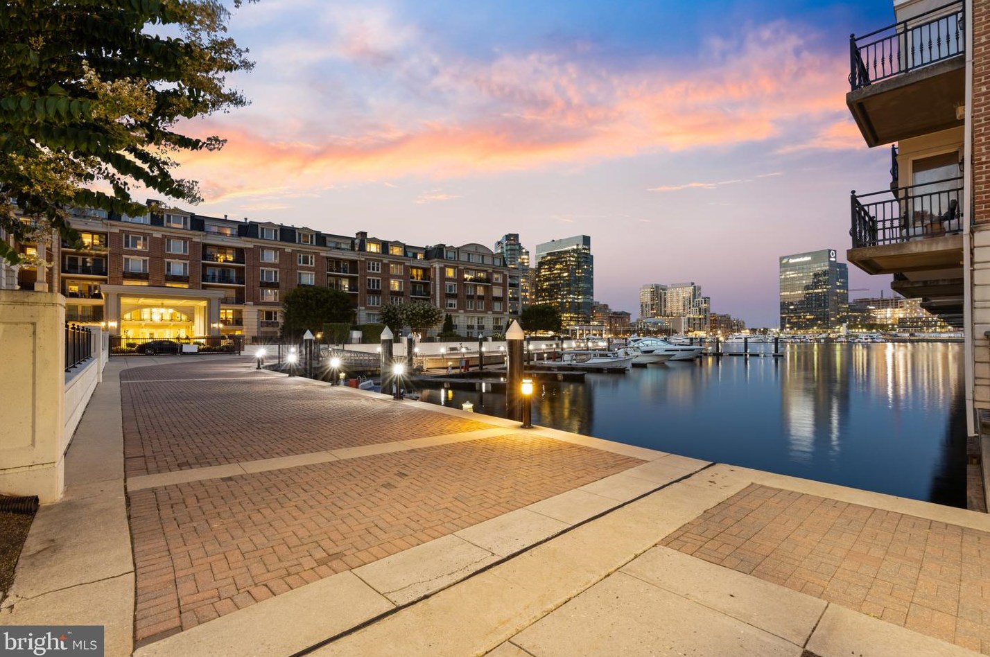 801 Key Hwy, Baltimore MD  21230-3976 exterior