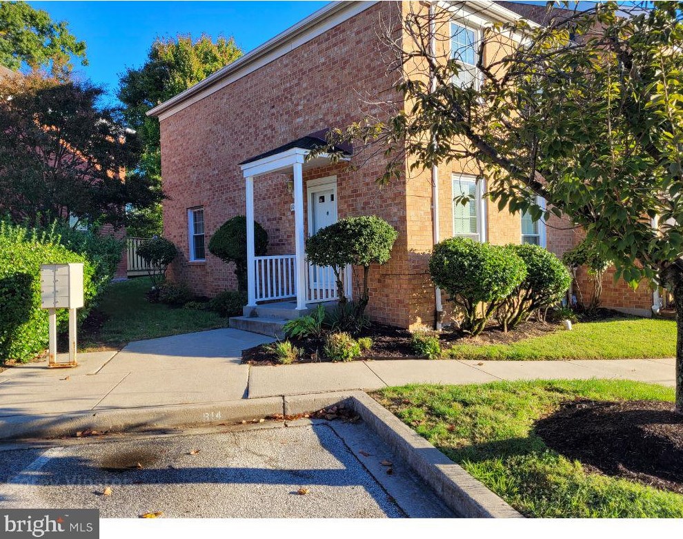1000 Dartmouth Glen Way, Baltimore, MD 21212-3250