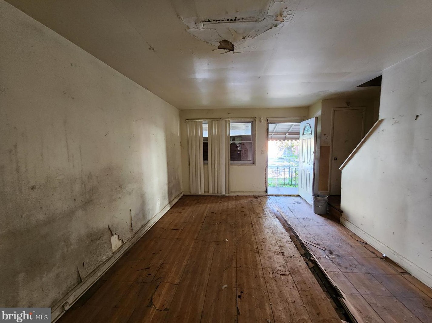 3105 Frisby St, Baltimore MD  21218-3520 exterior